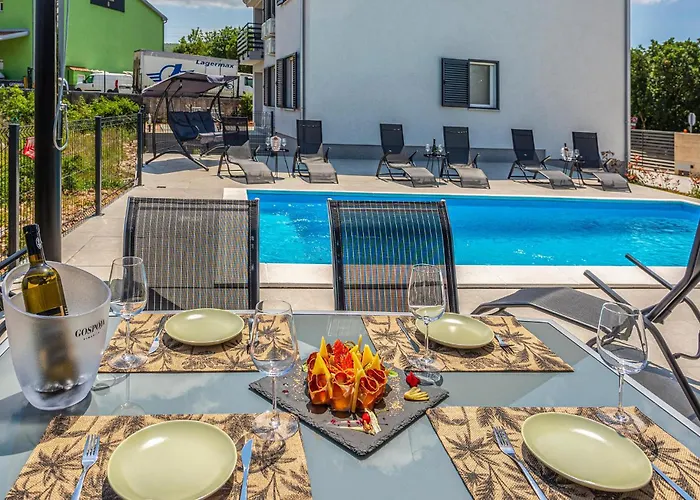 Appartamento Beautiful In With Wifi Vrbnik (Primorje-Gorski Kotar)