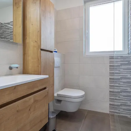 Apartment Awesome In With Kitchen Vrbnik (Primorje-Gorski Kotar)